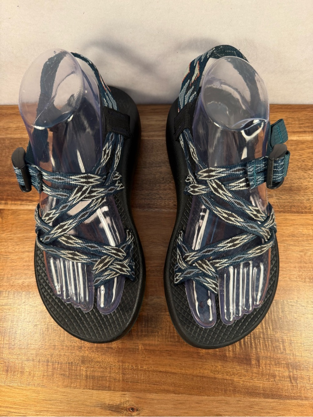 Chaco ZX2 Classic Sandals Green/Blue/Black/White Pattern Size 8